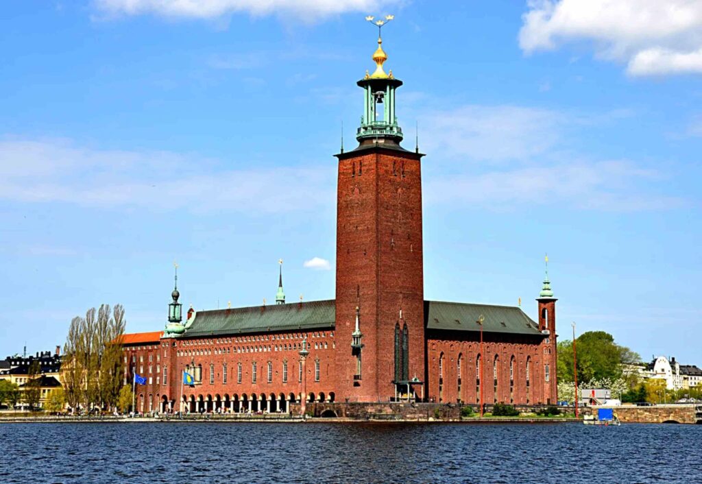 Visit City Hall and Its Waterfront Area