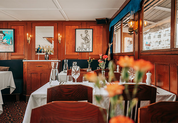 What Is a Cruise to Take Around the Archipelago? A Complete Guide 8 Dinner and Lunch Cruises